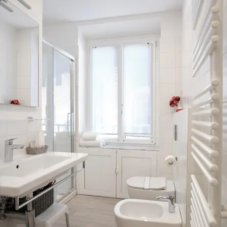 Cinque Terre Bridge Apartment La Spezia