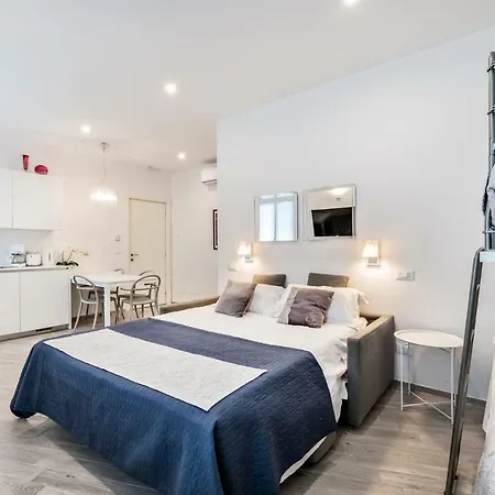 Cinque Terre Bridge Apartment