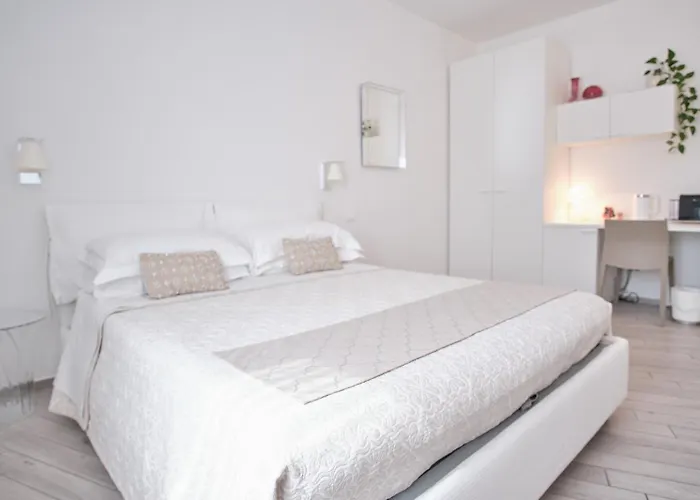 Cinque Terre Bridge * La Spezia